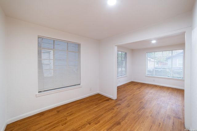 1946 Nolan, San Antonio, TX 78202