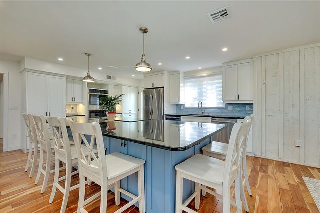 1089 BAYSHORE DRIVE, Englewood, FL 34223