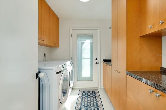 1089 BAYSHORE DRIVE, Englewood, FL 34223