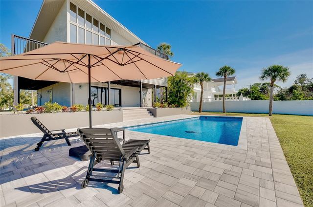 1089 BAYSHORE DRIVE, Englewood, FL 34223