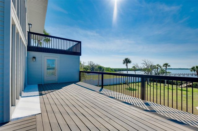 1089 BAYSHORE DRIVE, Englewood, FL 34223