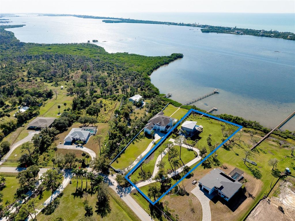 1089 BAYSHORE DRIVE, Englewood, FL 34223