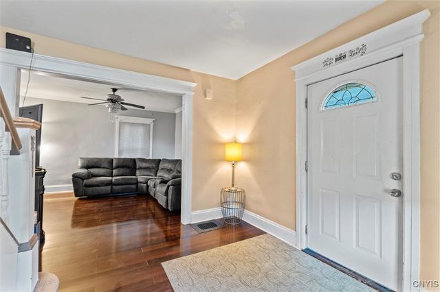 712 Summit Avenue, Syracuse, NY 13207