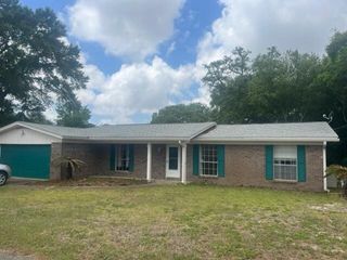 701 Russell Boulevard, Fort Walton Beach, FL 32547