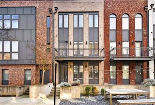 1298 Chelsea Circle NW, Atlanta, GA 30318