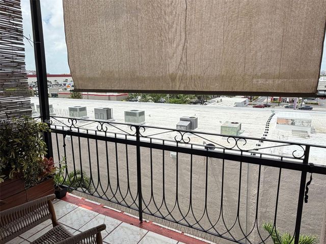 3640 NW 9th St 505, Miami, FL 33125