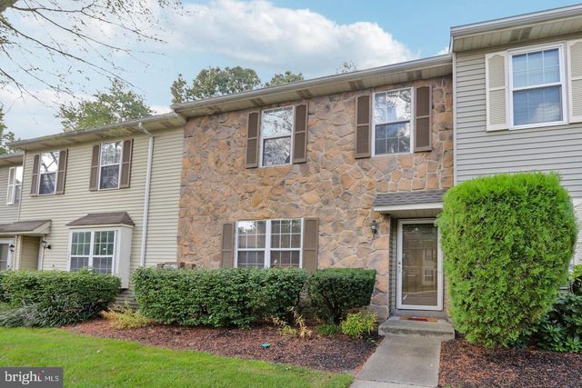 329 GWYNEDD CT, Mount Laurel, NJ 08054