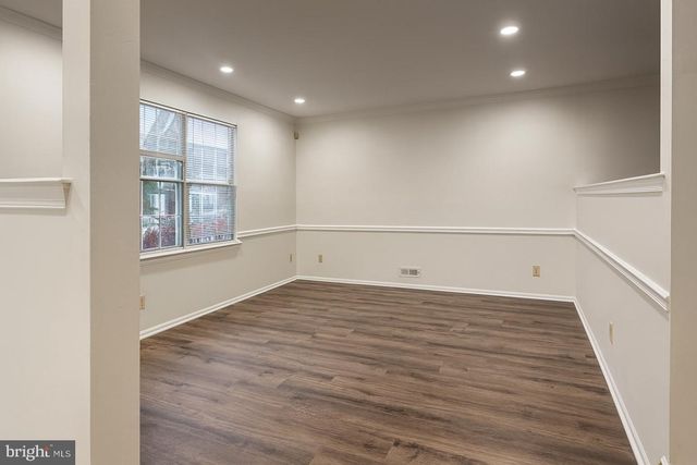 329 GWYNEDD CT, Mount Laurel, NJ 08054