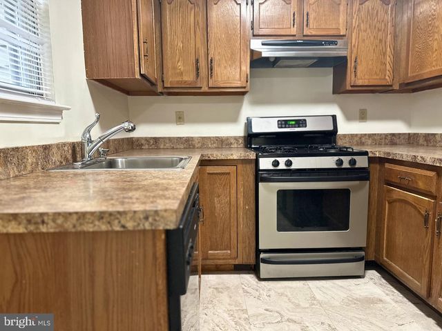 329 GWYNEDD CT, Mount Laurel, NJ 08054