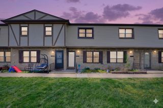 3820 Queen Anne Place, B4, Grove City, OH 43123