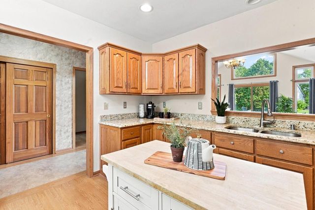 N114W19759 Woodberry PASS, Germantown, WI 53022