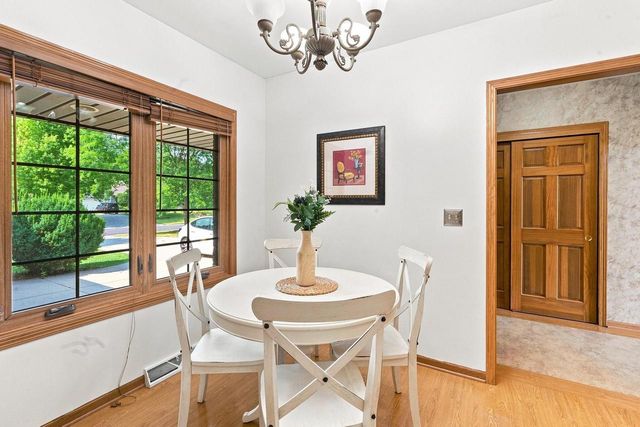 N114W19759 Woodberry PASS, Germantown, WI 53022