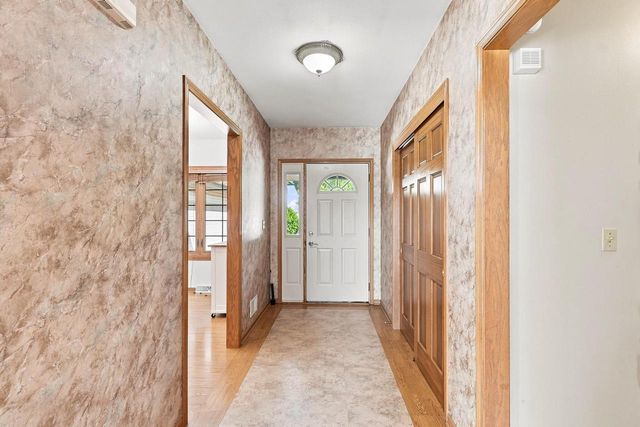 N114W19759 Woodberry PASS, Germantown, WI 53022