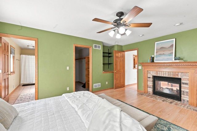 N114W19759 Woodberry PASS, Germantown, WI 53022