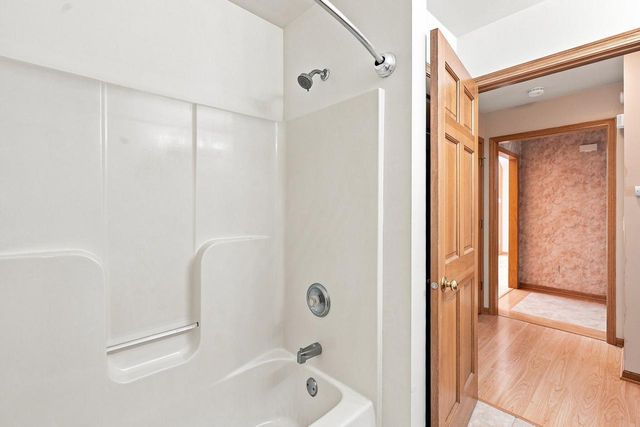 N114W19759 Woodberry PASS, Germantown, WI 53022