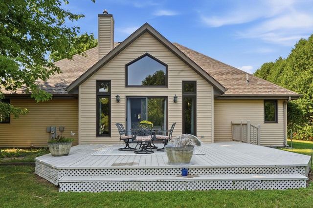 N114W19759 Woodberry PASS, Germantown, WI 53022