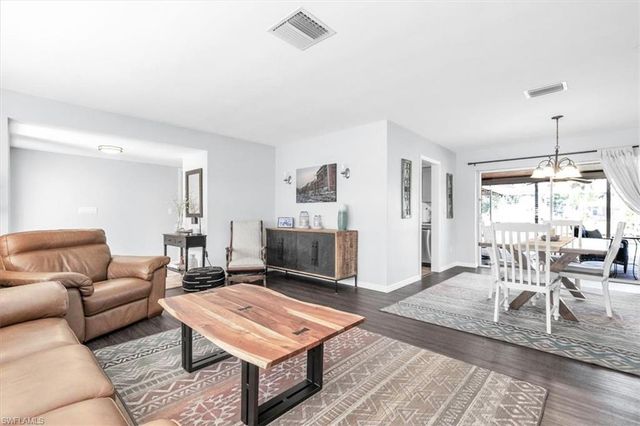 5027 Pelican BLVD, Cape Coral, FL 33914