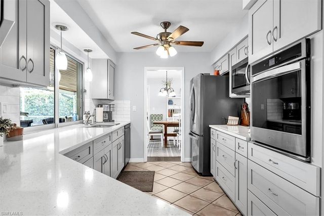 5027 Pelican BLVD, Cape Coral, FL 33914