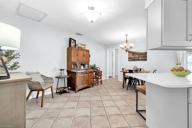 5027 Pelican BLVD, Cape Coral, FL 33914