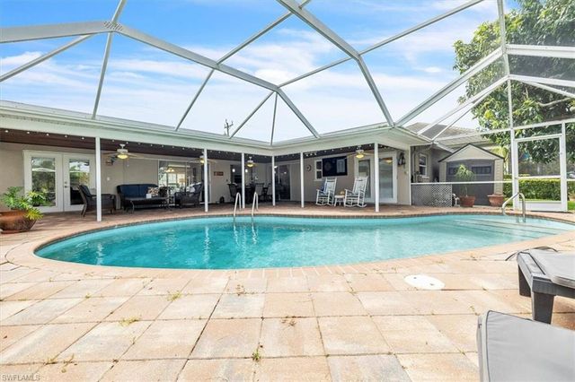 5027 Pelican BLVD, Cape Coral, FL 33914