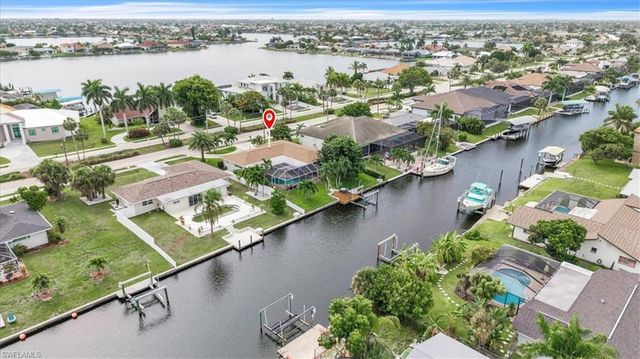 5027 Pelican BLVD, Cape Coral, FL 33914