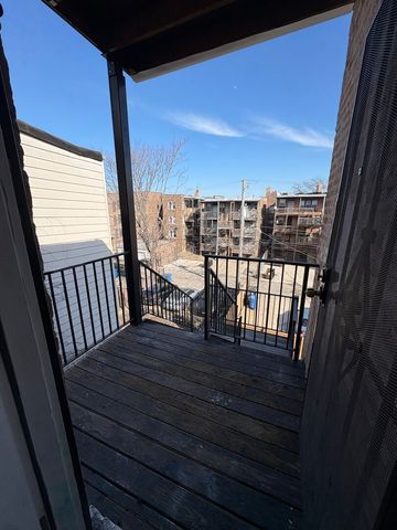 7025 S Chappel Avenue 3, Chicago, IL 60649
