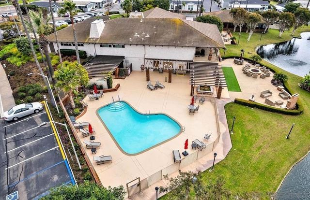 7002 San Bartolo St 30, Carlsbad, CA 92011