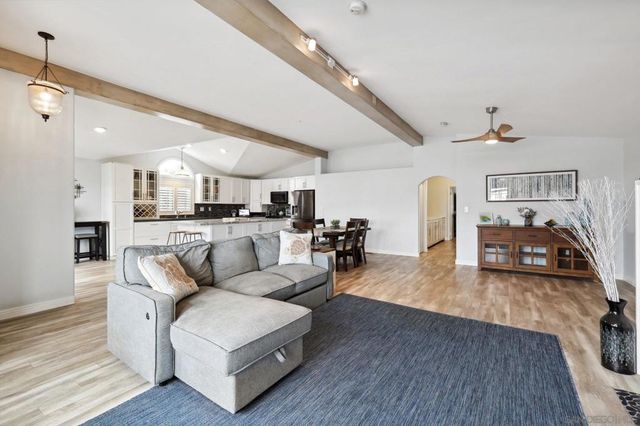 7002 San Bartolo St 30, Carlsbad, CA 92011