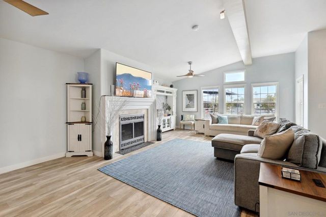 7002 San Bartolo St 30, Carlsbad, CA 92011