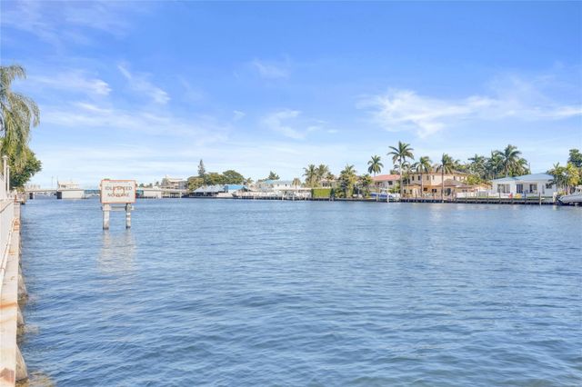 3100 NE 48th Street 713, Fort Lauderdale, FL 33308