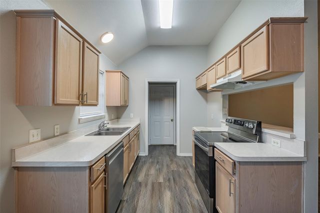 3205 Carverly Avenue, Fort Worth, TX 76119