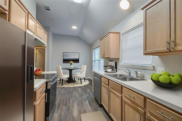 3205 Carverly Avenue, Fort Worth, TX 76119