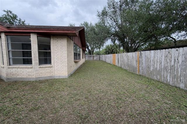 501 Larkspur Avenue, Mcallen, TX 78501