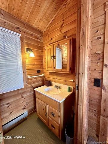 130 Canterbrook Drive, Call Listing Agent, PA 18428