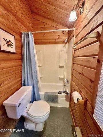 130 Canterbrook Drive, Call Listing Agent, PA 18428