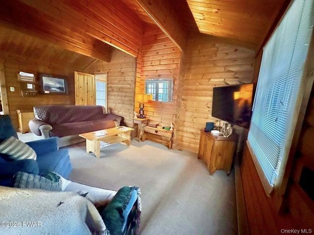 130 Canterbrook Drive, Call Listing Agent, PA 18428