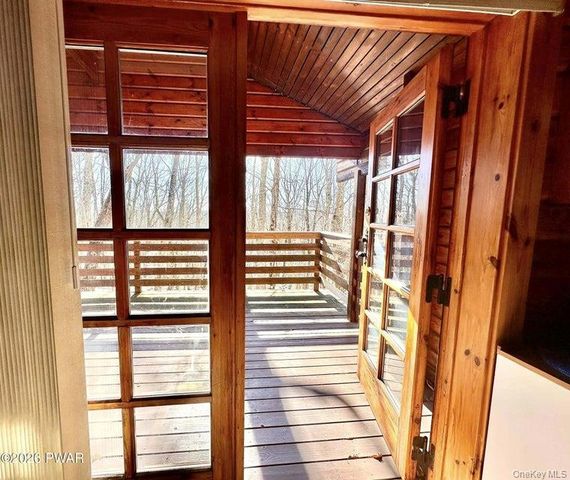 130 Canterbrook Drive, Call Listing Agent, PA 18428