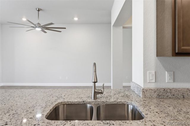 336 W Rexford Drive, Beverly Hills, FL 34465