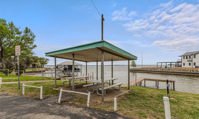 2516 Wildwood Way, Tool, TX 75143