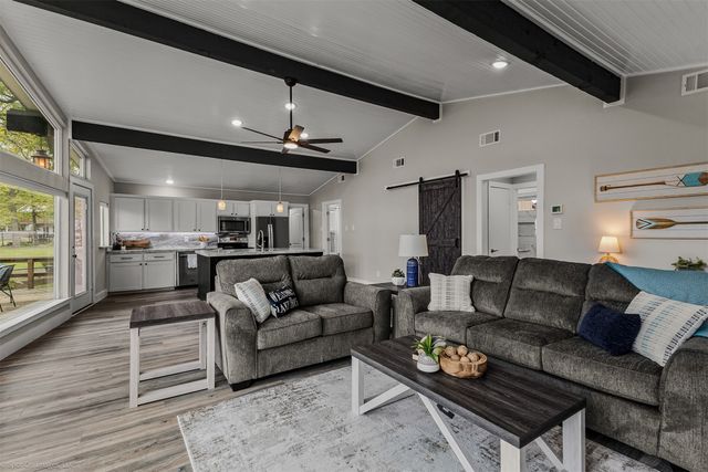 2516 Wildwood Way, Tool, TX 75143
