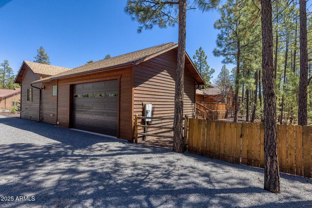 575 W Redwood Lane, Pinetop, AZ 85935