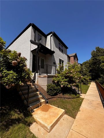 2375 Amherst Alley, Fayetteville, AR 72703