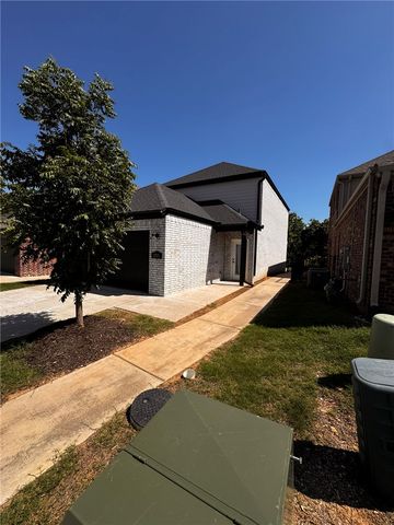 2375 Amherst Alley, Fayetteville, AR 72703
