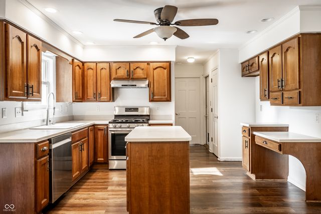 828 Pebble Brook Place, Noblesville, IN 46062