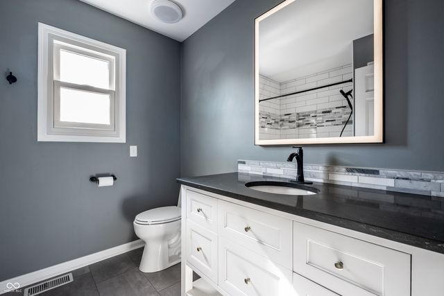 828 Pebble Brook Place, Noblesville, IN 46062