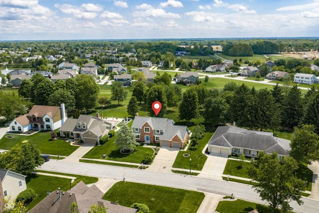 828 Pebble Brook Place, Noblesville, IN 46062