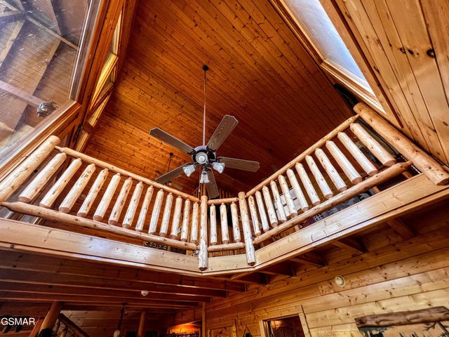 2866 White Oak Ridge Lane, Sevierville, TN 37862