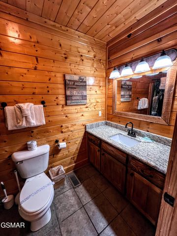 2866 White Oak Ridge Lane, Sevierville, TN 37862
