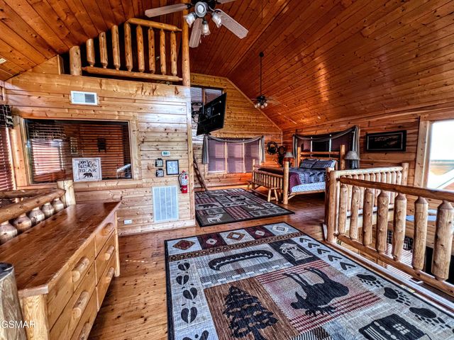 2866 White Oak Ridge Lane, Sevierville, TN 37862