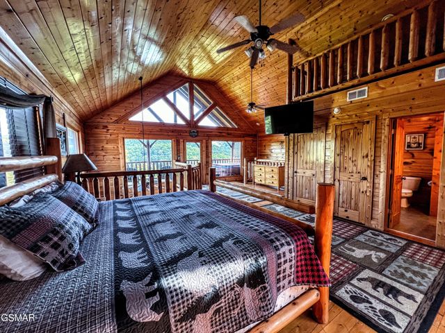 2866 White Oak Ridge Lane, Sevierville, TN 37862